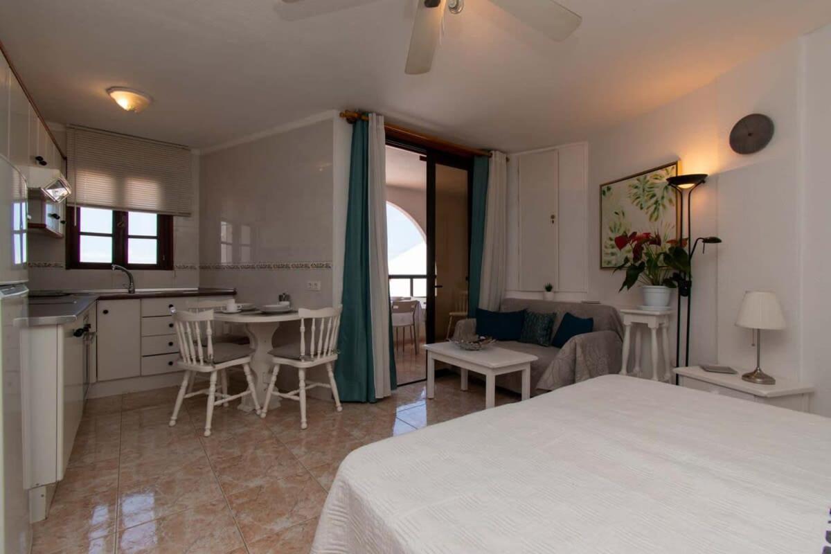 Parque Santiago II 269 - Studio With Sea And Pool Views Playa de las Americas  Exteriér fotografie