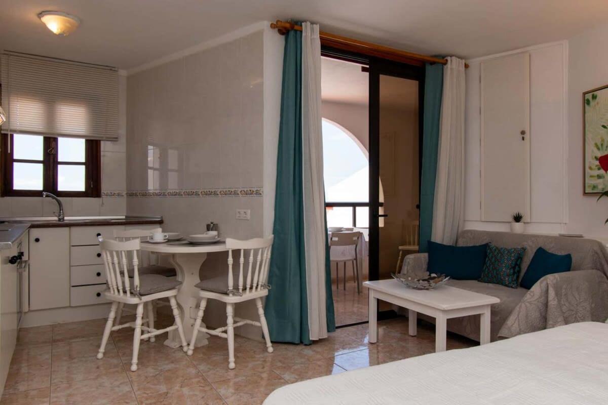 Parque Santiago II 269 - Studio With Sea And Pool Views Playa de las Americas  Exteriér fotografie
